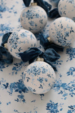 Load image into Gallery viewer, Blue vintage rose hand-painted ornament