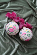 Load image into Gallery viewer, Chinoiserie rose Medallion hand-painted ornament