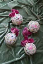 Load image into Gallery viewer, Chinoiserie bird hand-painted ornament