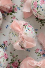 Load image into Gallery viewer, Pink vintage rose hand-painted ornament
