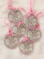 Set of 6 chinoiserie Rose Medallion Christmas ornaments