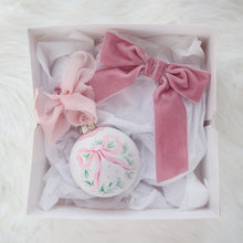 Load image into Gallery viewer, The Pink Bow Lover&#39;s Gift Box
