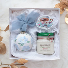 Load image into Gallery viewer, Season&#39;s Scent Gift Box
