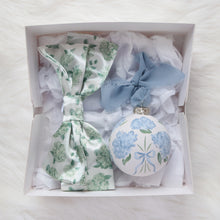 Load image into Gallery viewer, The Hydrangea Lover&#39;s Gift Box
