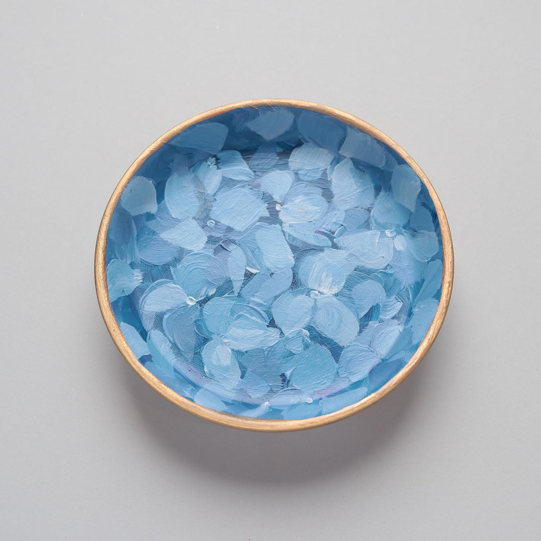 Hand-painted trinket dish: Dark blue hydrangea